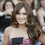 Hilary Duff - foto: Robin Wong - bron: Wikimedia Commons