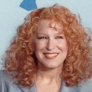 Bette Midler - Credits Alan Light - Wikimedia Commons (CC BY 2.0)