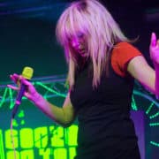 The Ting Tings - Credits Dale Harvey - Wikimedia Commons (CC BY 2.0)