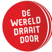 Logo De Wereld Draait Door (DWDD) - Wikimedia Commons (CC BY 3.0)