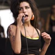 Amy Winehouse - Fotocredits: Greg Gebhardt (Wikimedia Commons)