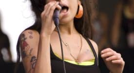 Amy Winehouse - Fotocredits: Greg Gebhardt (Wikimedia Commons)