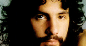 Cat Stevens - Wikimedia Commons (Publiek Domein)