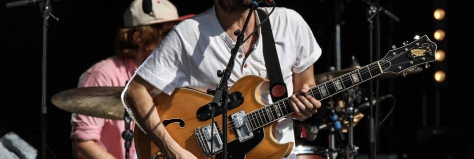 Frontman Taylor Rice, Local Natives- Foto: Henry Laurisch | Commons Wikimedia