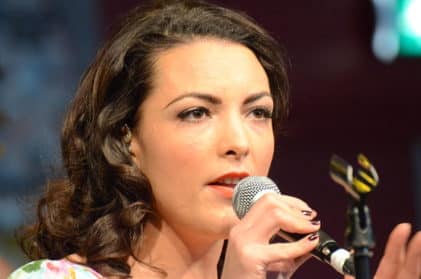 Caro Emerald - Foto: Paul Luberti - Wikimedia Commons