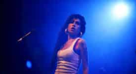 Amy Winehouse - Fotocredits: Rama (Wikimedia Commons)