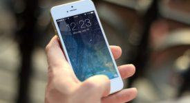 iPhone, mobiel, smartphone - Foto: Pexels.com (Publiek Domein)