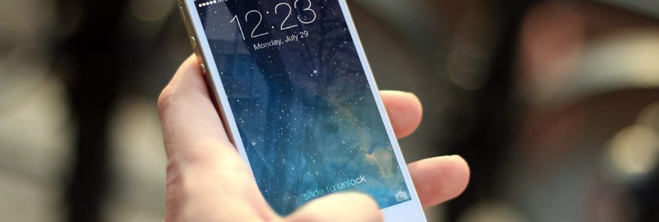 iPhone, mobiel, smartphone - Foto: Pexels.com (Publiek Domein)