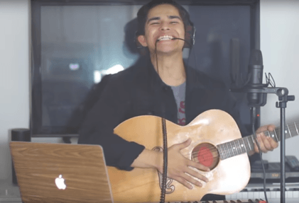 Alex Aiono - bron: YouTube