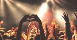 ATEEZ, Better Oblivion Community Center, the weight band, joost, airways, banner., concert, publiek, vip, favoriete artiest, Crowd - (Bron: Stockfoto Pexels)