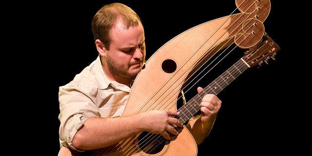 Andy Mckee - foto: Maurice - Bron: Flickr (CC BY-NC-SA 2.0)