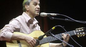 Caetano Veloso - Foto User Starlight (WikiMedia)