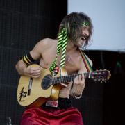 Gogol Bordello - Foto Carlos Delgado (wikimedia)