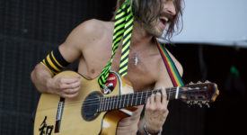 Gogol Bordello - Foto Carlos Delgado (wikimedia)