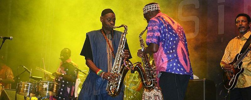 Orchestra Baobab foto Claus Bunks bron Wikimedia Commons