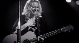 Anneke van Giersbergen - foto: Joost Nuijten - bron: Flickr (CC BY-NC 2.0)