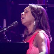 Artiest: Oleta Adams - Bron: Youtube - Author: Masterpeace