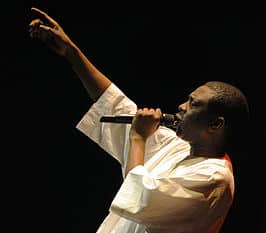 Youssou N'Dour - bron: Wikipedia - Foto: Henryk Kotowski