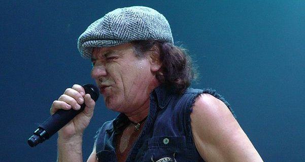 Brian Johnson (AC/DC) Cropped - Foto: Matt Becker - Bron: Wikimedia Commons - Licentie: (CC BY-SA 3.0)