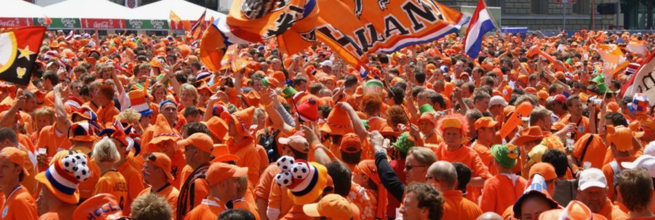 Oranje fans - Foto: Martin Abegglen (Flicker, license: CC BY-SA 2.0)