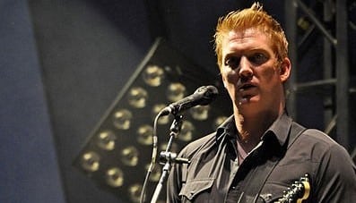 Josh Homme (Queens Of The Stone Age, Eagles of Death Metal) - Foto Craig Carper (Wikimedia) klein