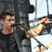 Alex Turner (Arctic Monkeys) - Foto Jason Persse (Wikimedia Commons)