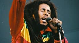 Bob Marley (Reggae Artiest)- Foto B.javhlanbayr (Wikimedia Commons)