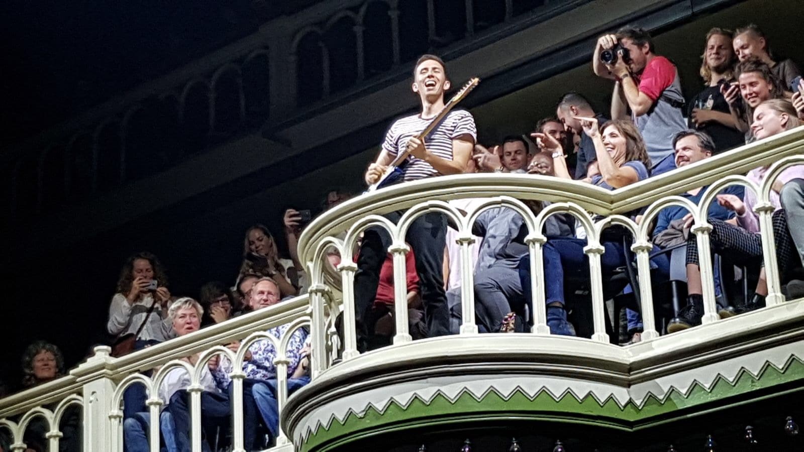 Cory Wong (Vulfpeck) live in Paradiso (2017) - Fotocredits: Pieteke Dik (ArtiestenNieuws)