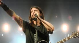 Dave Grohl (Foo Fighters)- Lindsay (Wikimedia Commons)