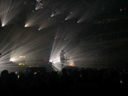 Peter Hook tijdens een eerder concert in Paradiso - Foto: Laura Rosierse (Artiesten Nieuws)