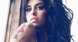 Valerie, Amy Winehouse - Fotocredits: Karen Blue (Flickr - CC BY-SA 2.0)