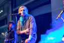 Awolnation (cropped) - Foto John Salvino (Flickr, licens CC BY-SA 2.0)