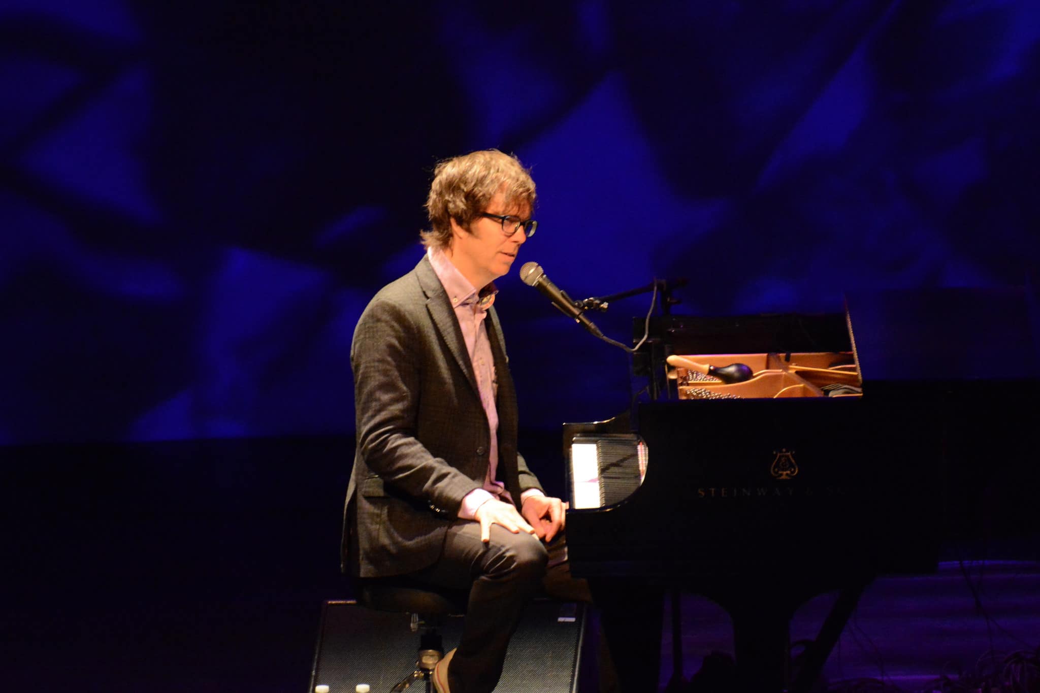 Ben Folds - Fotocredits: Kristian Risager Larsen (Flickr CC BY-SA 2.0) (Ben Folds and a piano)