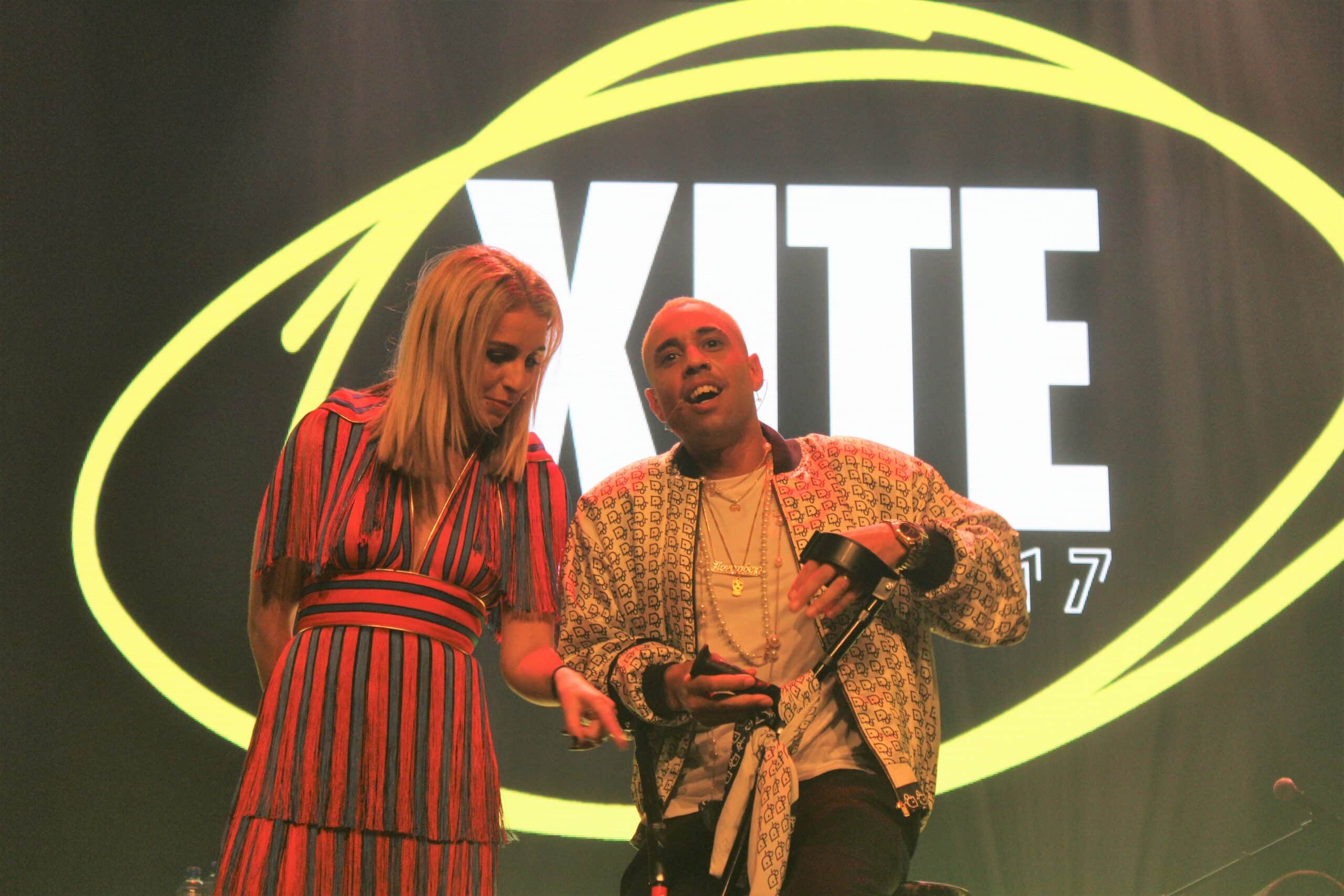 Iris Enthoven en MC Bizzey @ XITE Awards - Fotocredits: Chenneti Ascencion (Artiestennieuws)