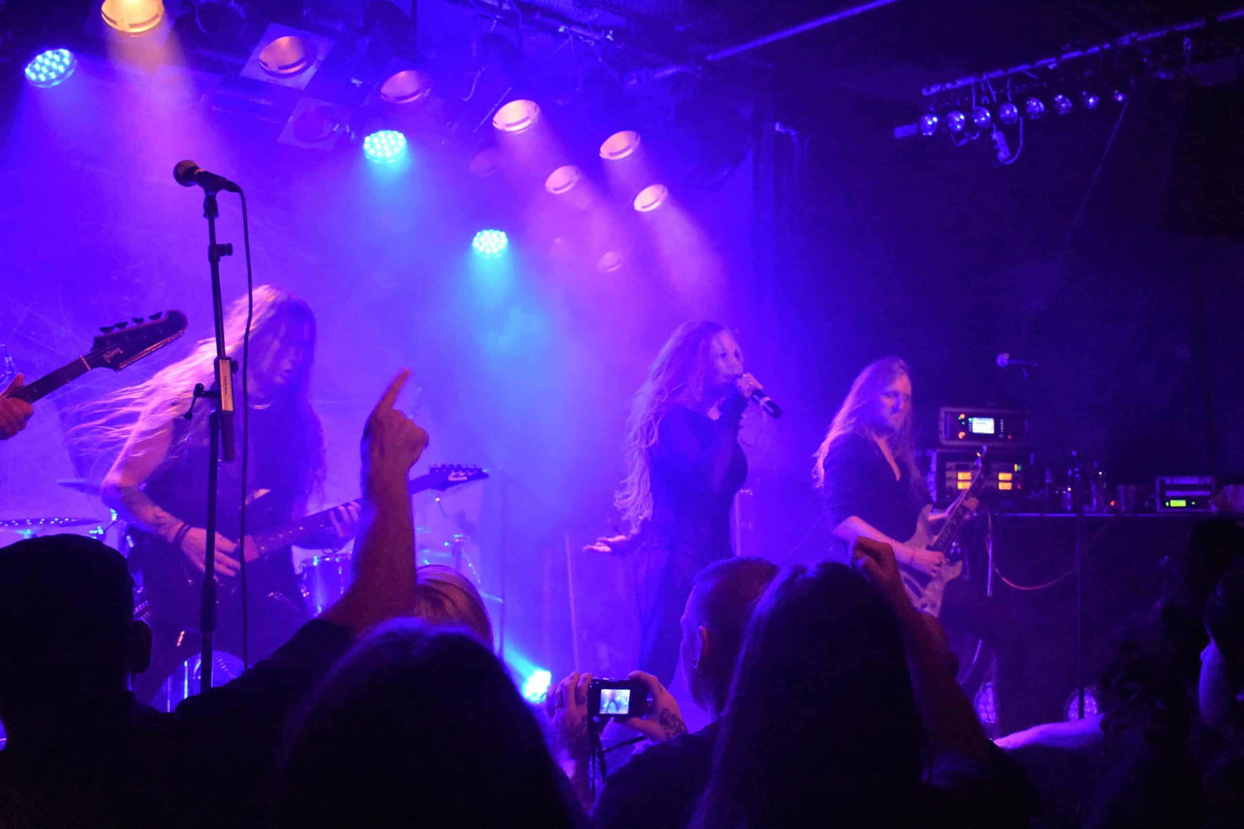 Kobra and the Lotus - Foto: Harrie de Haas