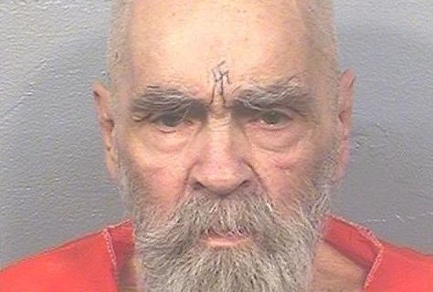 Charles Manson - Bron: Wikimedia Commons - Fotocredits: California Department of Corrections and Rehabilitation (publiek domein)