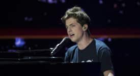 Charlie Puth - Fotocredits: Disney ABC Television Group Bron: flickr CC BY-ND 2.0