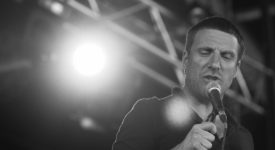 Jason Williamson (Sleaford Mods) - Bron: Flickr (CC BY-ND 2.0) - Fotocredits: Slide Stage Collective