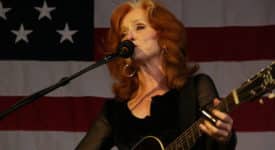 Bonnie Raitt - Bron: Flickr (CC BY-SA 2.0_ Fotocredits: John Edwards