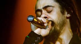 Damian Marley - Bron: Wikimedia Commons CC BY-SA 2.0) - Fotocredits: Juan Santacruz