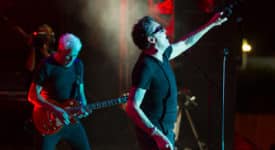 Golden Earring - Persfoto Live on the Beach (zie mail)