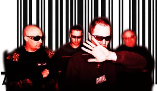 Front 242 - Bron: Wikimedia Commons (CC BY-SA 3.0) - Fotocredits: Whitecode