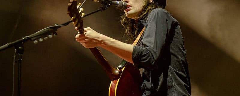 James Bay - Foto: pitpony.photography (Wikimedia, CC BY-SA 3.0)