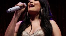 Kacey Musgraves - Bron: Wikimedia Commons ( CC BY-SA 2.0) - Fotocredits: Justin Higuchi