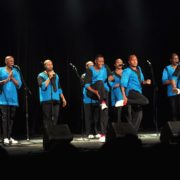 Ladysmith Black Mambazo - Foto Joe Mabel (Wikimedia, CC BY-SA 2.0)