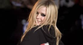 Avril Lavigne - Fotograaf Robin Wong - Wikimedia Commons (CC BY 2.5)