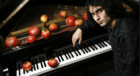 Tigran Hamasyan - Foto: Santimusica (Wikimedia, CC BY-SA 4.0)