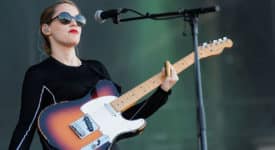 Anna Calvi - Foto Thesupermat (Wikimedia Commons, CC BY-SA 4.0)