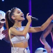 Ariana Grande - Fotocredits Emma Sheehan - Wikimedia Commons (CC BY-SA 2.0)