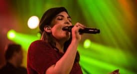 Caro Emerald - Fotocredits: By Foto: Andreas Lawen, Fotandi [CC BY-SA 4.0] via Wikimedia Commons